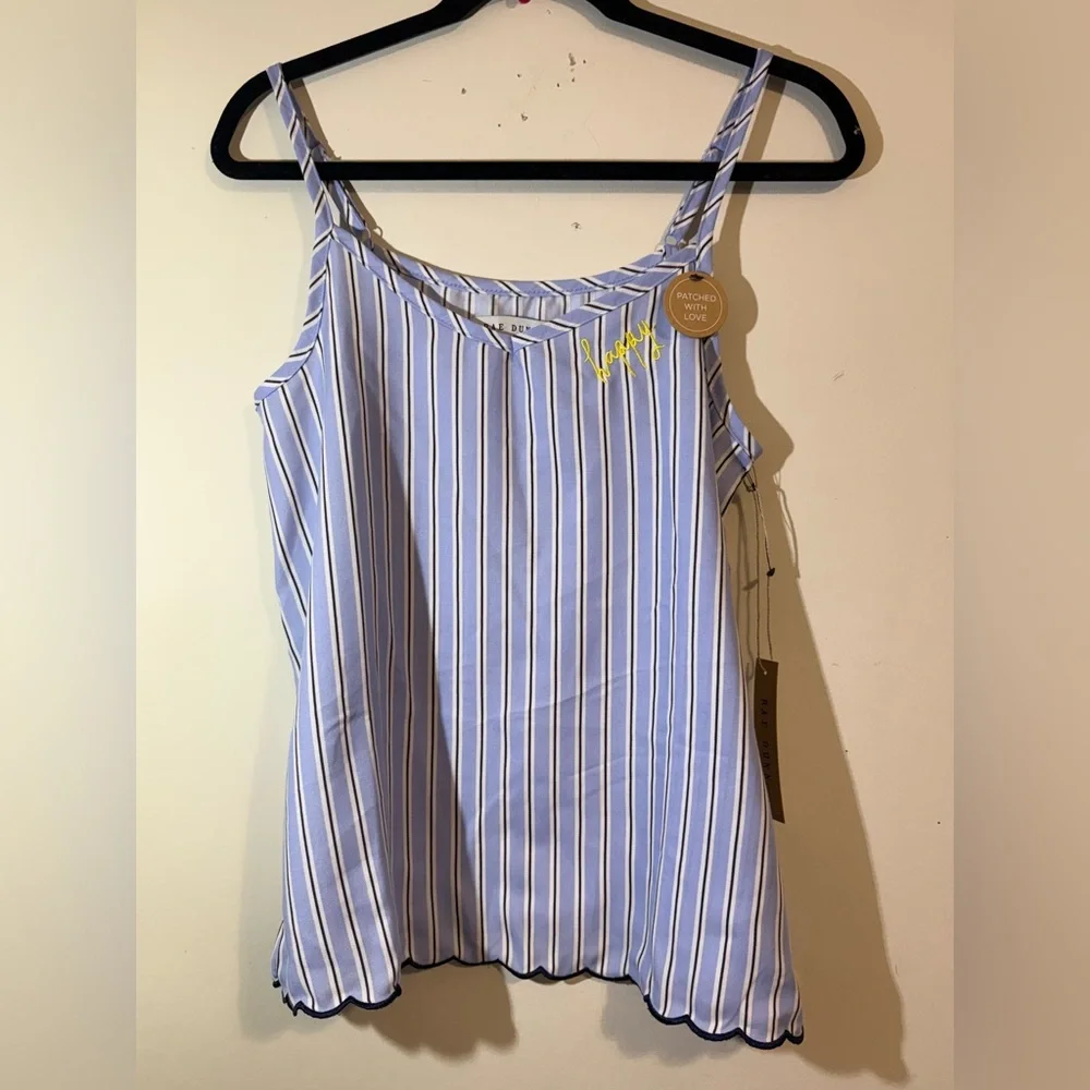 Rae Dunn Women’s Small 2 piece pajama top and shorts white‎ and blue stripes NWT